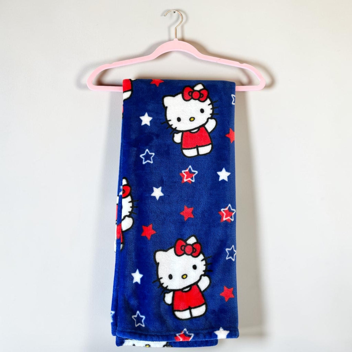 Hello Kitty Stars Plush Kids Throw Blanket